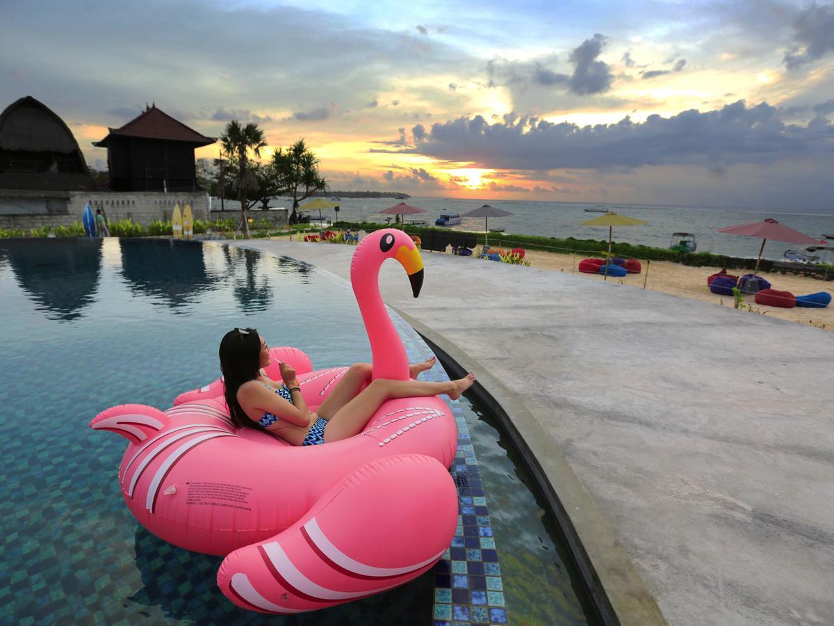 Sammada Hotel & Beach Club レンボンガン島 エクステリア 写真